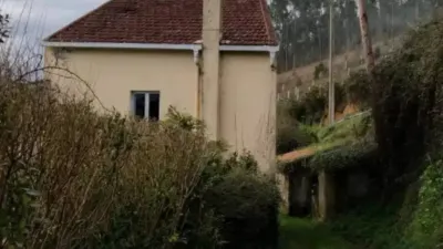 Casa – Cariño, O Chaelo, Figueiras - Més