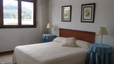Apartment on Manuel Fraga Iribarne Street photo 25