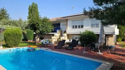 Chalet on Calle de los Nardos photo 3