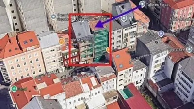 Edificio en venta en Calle de Sánchez Calviño, cerca de Carretera de Castilla - Más