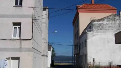 Pis – Cariño, O Cascadeiro - Més