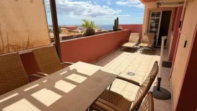 Apartment on Calle de Finlandia photo 4
