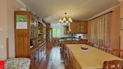 Chalet on Calle Barrio Piedrahita, no. 16 photo 6