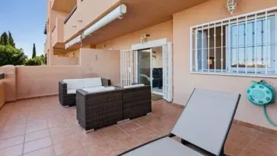 Apartment in Urbanización Casares del Sol photo 3