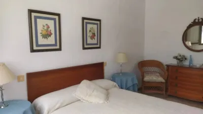 Apartment on Manuel Fraga Iribarne Street photo 32