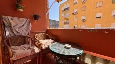 Piso en Ciudad Jardín-Tagarete-Zapillo photo 2