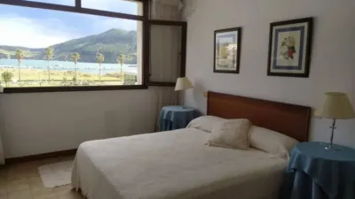 Apartment on Manuel Fraga Iribarne Street photo 27