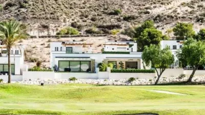House on Golf Font del Llop Street photo 18