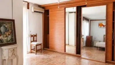 Semi-detached house on Avenida de la Solidaridad photo 9