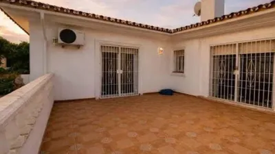 Chalet en calle Capellania - Retamar photo 12