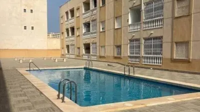 Piso – Torrevieja - Vista 2