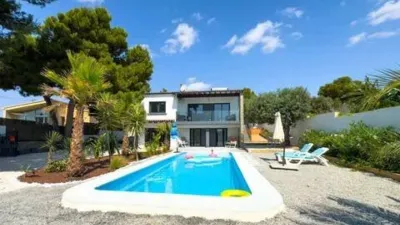 Chalet in Partida Enchinent photo 7
