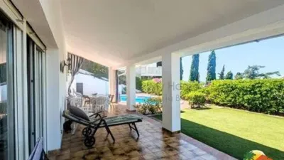 Chalet on Passeig de Santa Bàrbara photo 32
