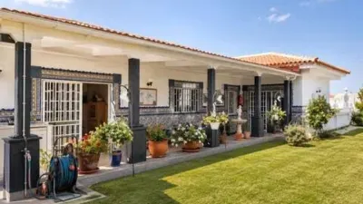 Chalet on Calle de la Solana photo 20