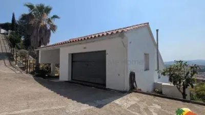 Chalet on Passeig de Santa Bàrbara photo 36