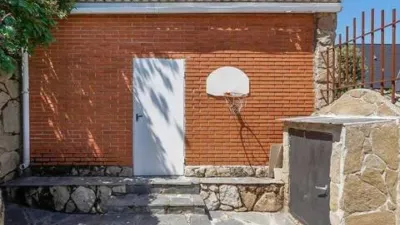 House in Campo Real photo 36