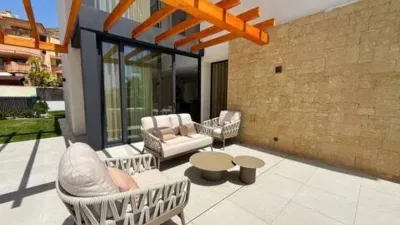 Chalet on Carrer Paris photo 24