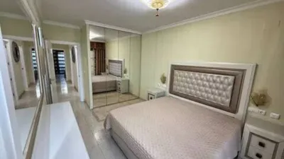 Flat in Calle Gadea Garden No Number photo 63