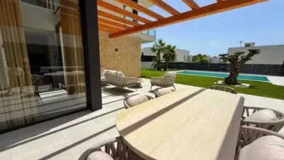Chalet on Carrer Paris photo 32