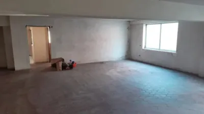 Local comercial en venta en Avenida Rosalía de Castro - Vista 4