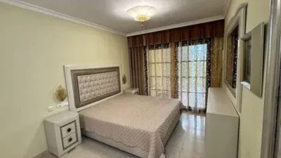 Flat in Calle Gadea Garden No Number photo 61