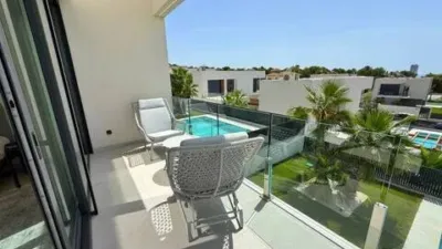 Chalet on Carrer Paris photo 22