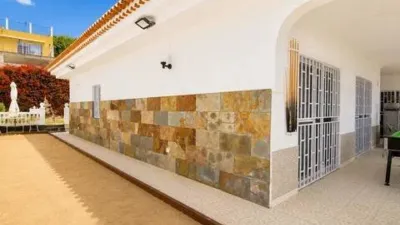 Chalet on Calle de la Solana photo 24