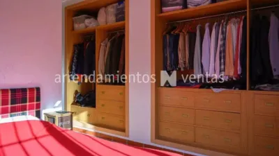 Chalet in Manises photo 17