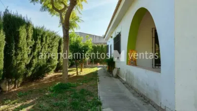 Chalet in Manises photo 4