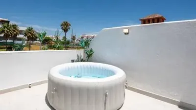 Penthouse on Calle Dona Julia, 1 photo 9