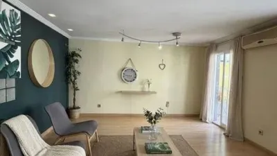 Apartment on Carrer de Cristóbal Sanz photo 2