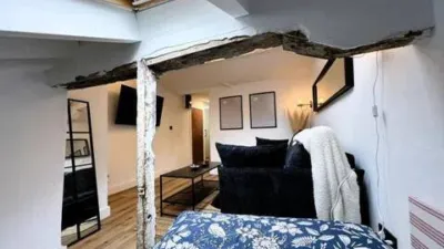 Apartment in City Hall Centre photo 8