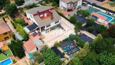 Chalet on Carrer del Montseny photo 8