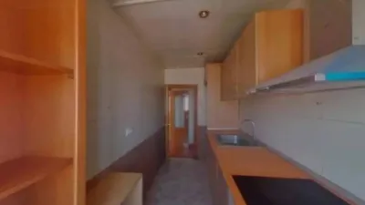 Apartment in Cornellà de Llobregat photo 3