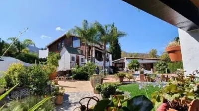 Rustic House in Centre photo 2