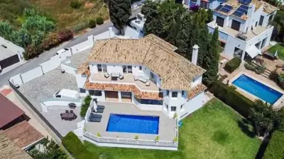 Chalet on Calle de la Luz photo 8