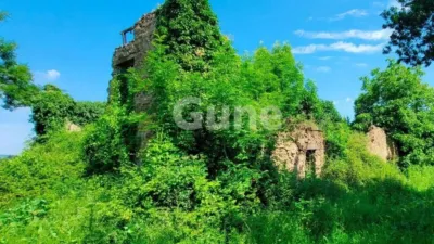 Rustic house in photo 13