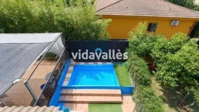 Chalet on Carrer del Montseny photo 43