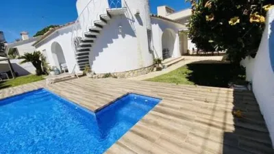 Chalet on Avinguda de Madrid photo 43
