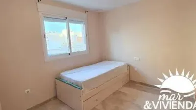 Apartment on Pi i Margall Street photo 18