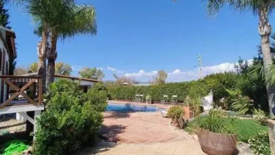 Rustic House in Centre photo 9