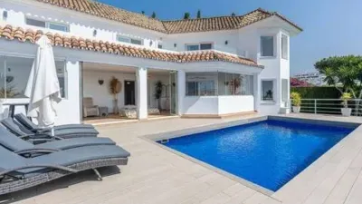 Chalet on Calle de la Luz photo 3