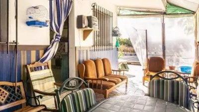 Chalet on Calle El Salograr S-N photo 15
