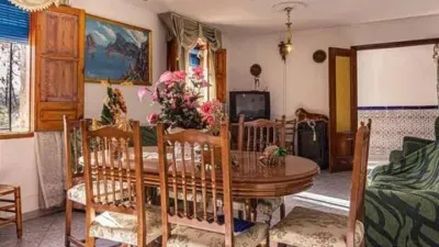 Terraced house on Calle Aldea de Mures S-N photo 6