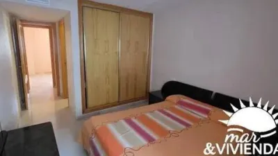 Apartment on Pi i Margall Street photo 17