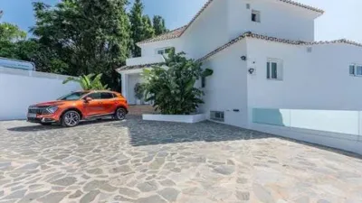 Chalet on Calle de la Luz photo 25