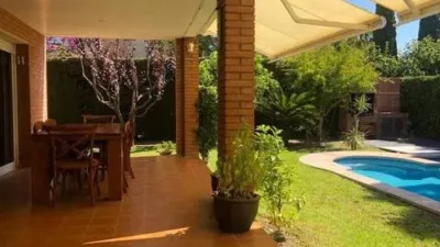 Chalet on Carrer dels Gira-sols photo 7