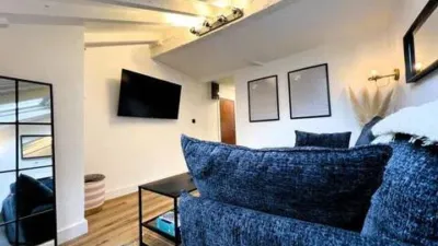 Apartment in City Hall Centre photo 5