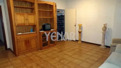 Apartment in Onil photo 4