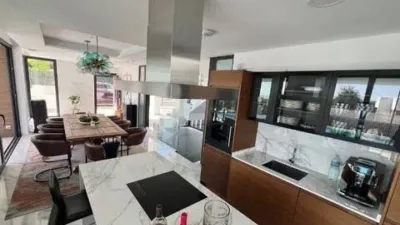 Chalet on Calle Villa Borghese, 1 photo 9